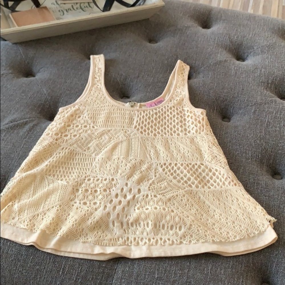 Love and Hanger beige lace crop tank top